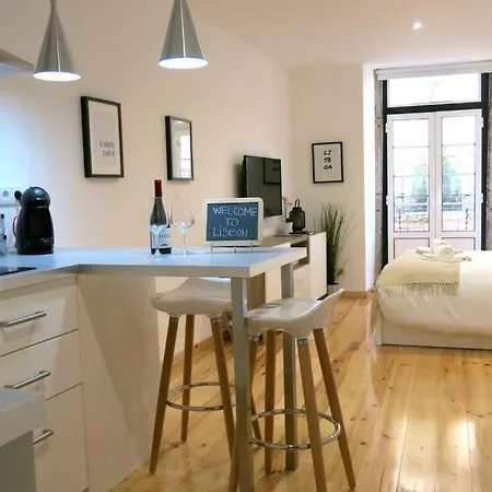 Beautiful In Mouraria * ליסבון